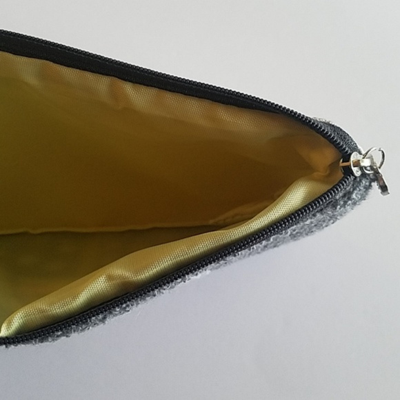 Cute Kawaii Rainy day umbrella with face purse wristlet - Picture 5 of 5